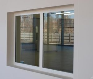 Противопожарное окно E 15 / серия FRM822